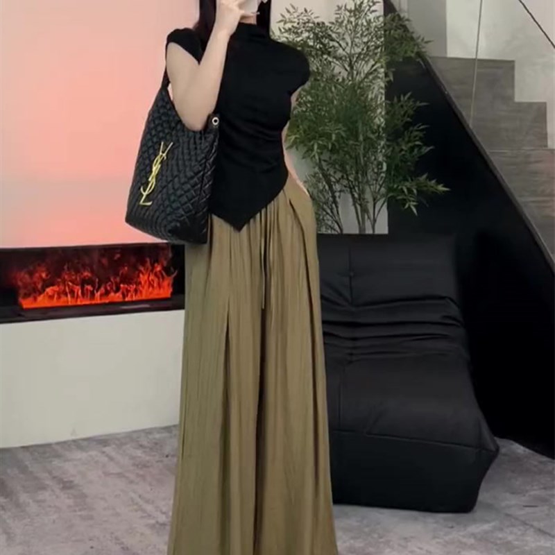 今年流行宽松卡其色阔腿裙裤梨形身材休闲拖地裤子夏季薄款高级感