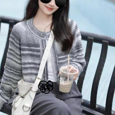 2024秋冬新款小香风毛针织开衫