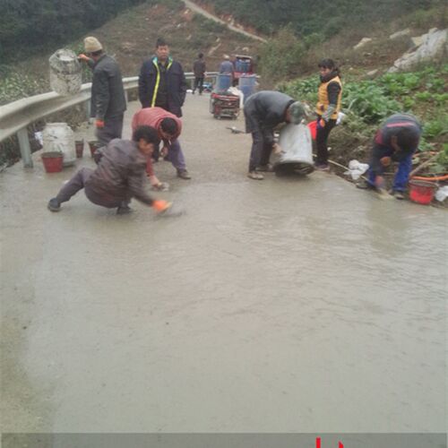 极速引领混凝土路面修补料环保抹面后颜色与路面颜色接近耐用不开