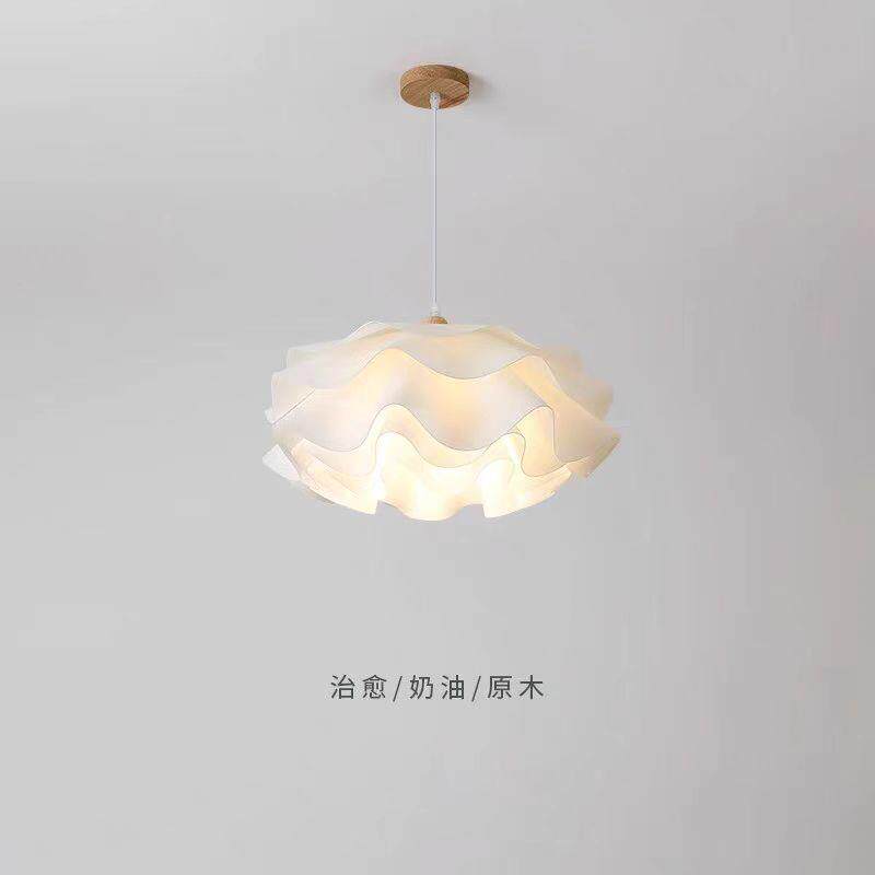 花朵吊灯简约现代创意设计师款ins奶油风智能餐厅卧室花瓣木艺灯
