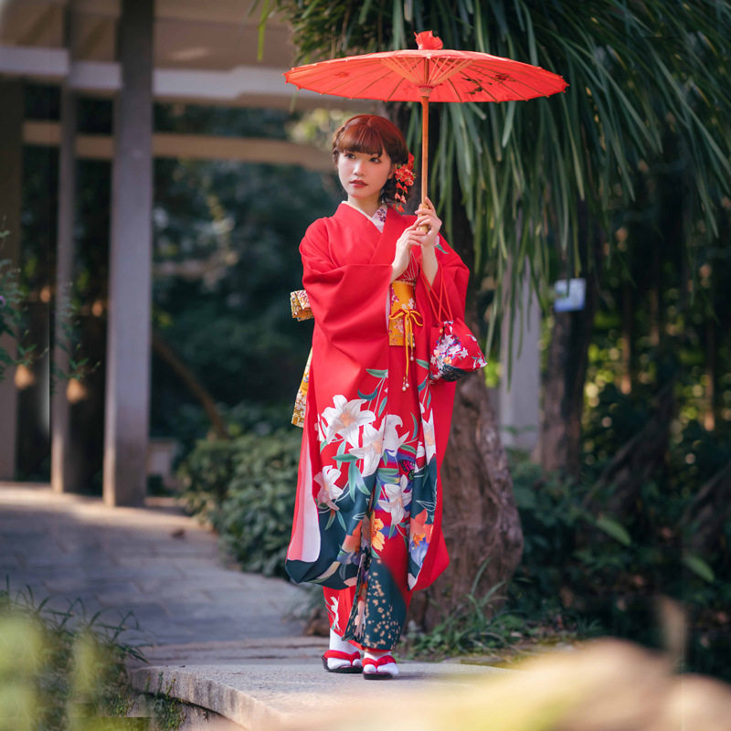 2021新款改良版振袖和服日本传统对花稿不易皱便穿和服红色百合花