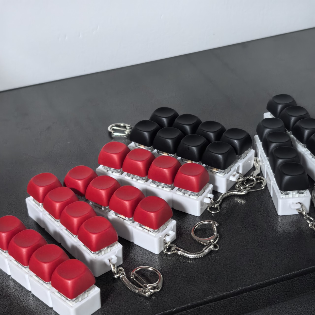 皮革质感键帽钥匙扣功德木鱼按键钥匙扣挂件七彩解压玩具
