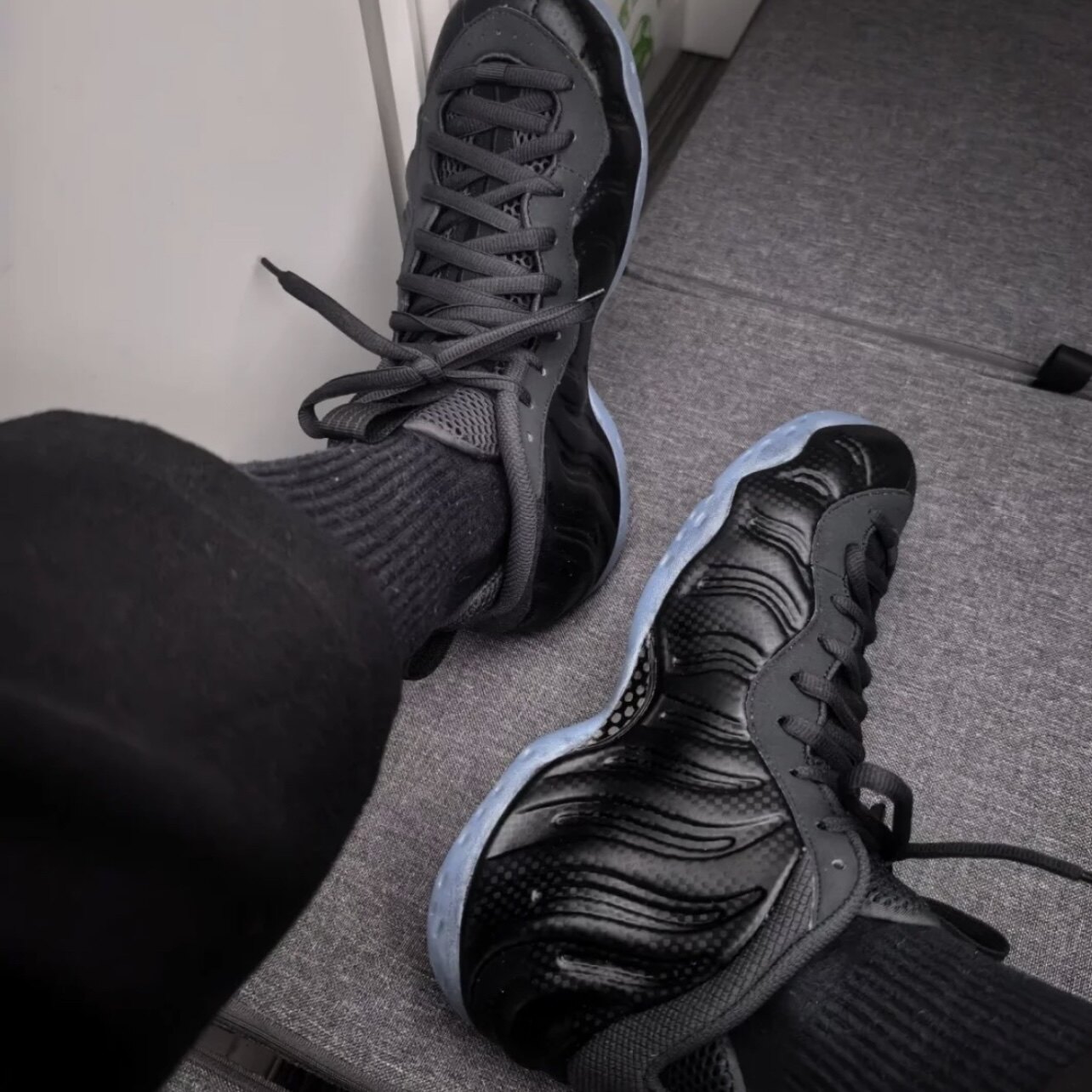 Nike Air Foamposite One喷泡黑白篮球鞋 HF2902-002 倒卖勿扰