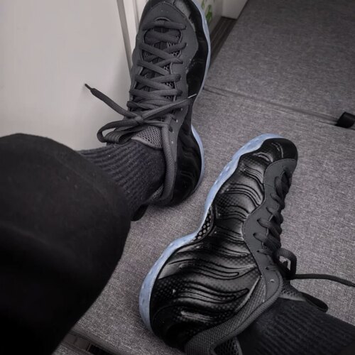 Nike Air Foamposite One喷泡黑白篮球鞋 HF2902-002 倒卖勿扰