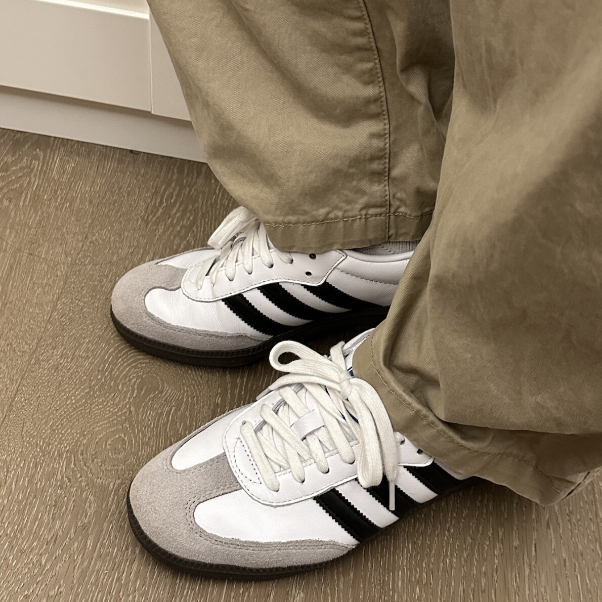 Adidas阿迪达斯三叶草男女鞋运动鞋板鞋德训鞋休闲鞋T头鞋B75806