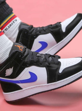 Air Jordan 1 AJ1 MiD 蓝熊猫漆皮运动板鞋554725-084 断码特惠
