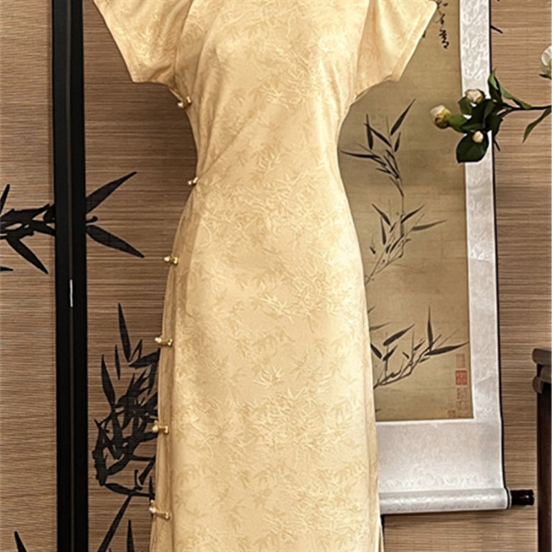 速发新中式婚礼黄色晨袍士新娘订婚领证结婚古法改良旗袍礼服洋装