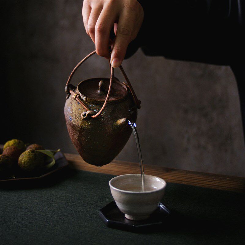 极速【手工提梁壶】老岩泥耐热煮茶壶粗陶煨酒精茶炉烧水壶柴烧藤