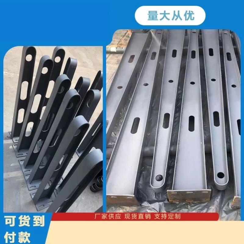 雨棚钢梁门头挑梁铁支架牛腿幕墙爪钢结构定制型变截钢玻璃雨篷图片