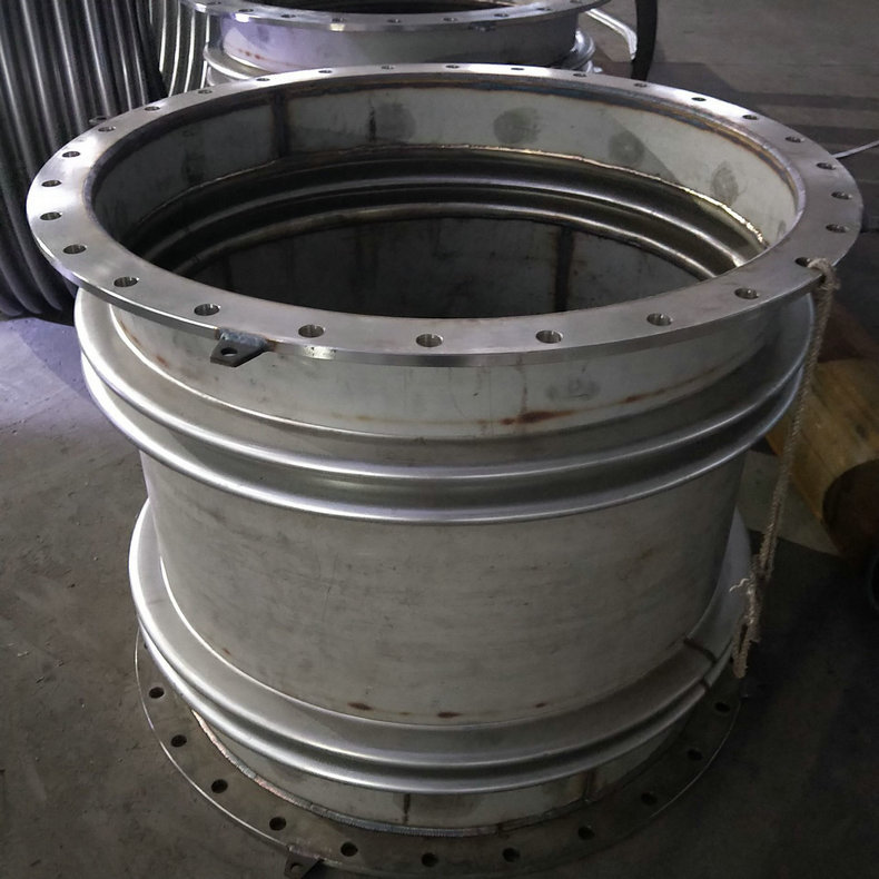 长期供应通用法兰式金属补偿器
