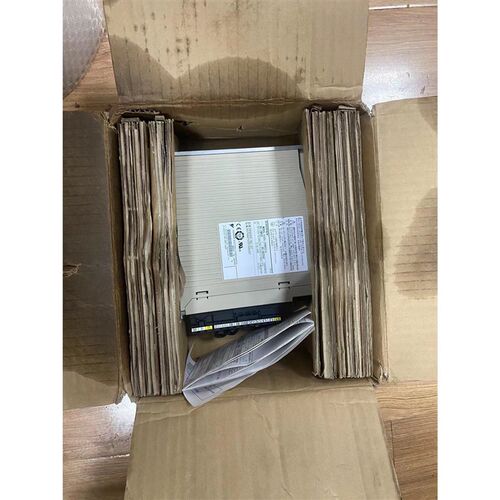 议价SGDV-2R8A01A 工程结余 安川驱动器400W 实物