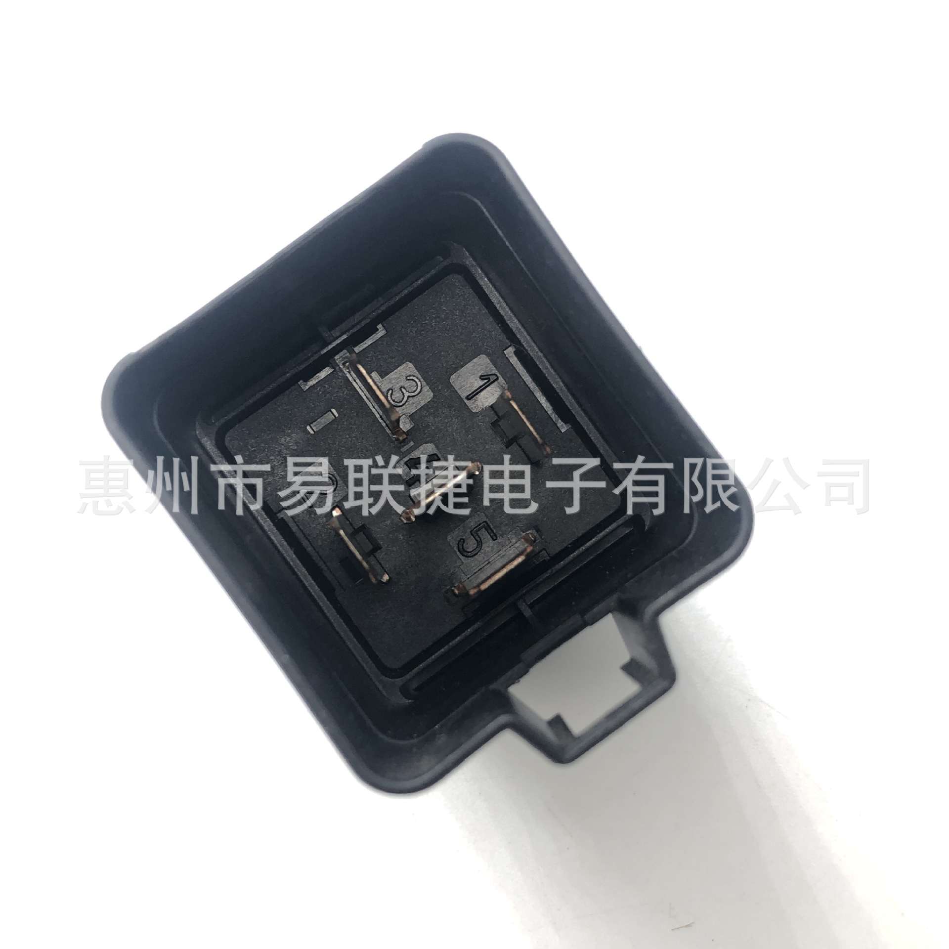 TE/AMP泰科继电器 V23136-A1001-X57 汽车线束连接器