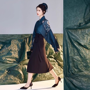 [工作日]织造司原创汉服宋制女冬季飞机袖短衫改良旋裙半身裙薄褙