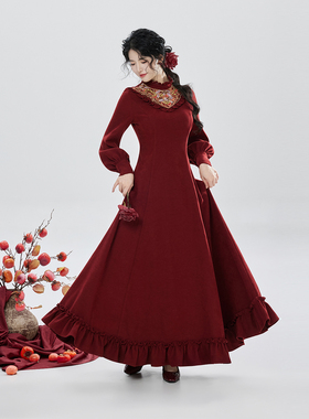 织造司[冬柿]红色新年战袍绣花呢子长袖连衣裙女冬新中式国风长裙