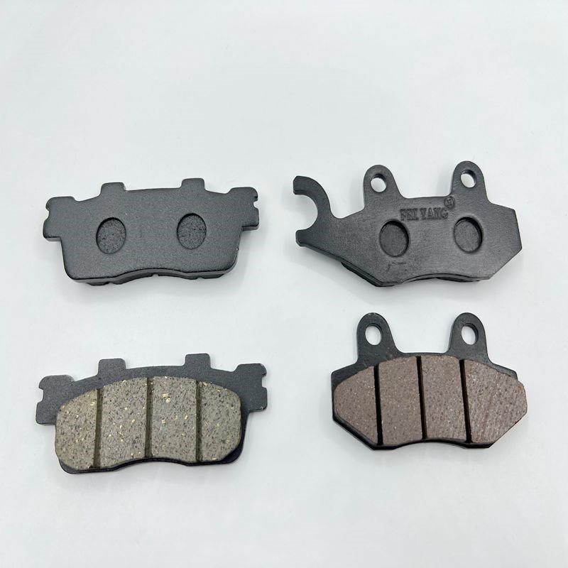 适用光阳弯道情人150 ACC 2V KCC 4V踏板摩托车前后刹车片碟刹皮