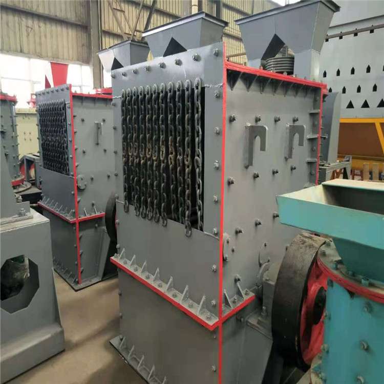 建筑废料新型箱式破碎机石灰石箱式碎石机重型方箱移动破碎机设备