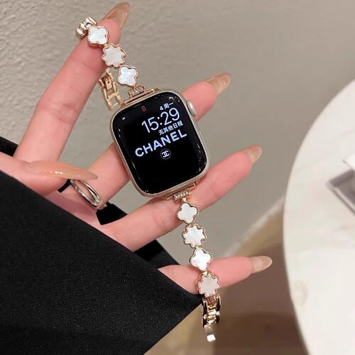 适用苹果apple watch s11四叶草贝母金属女款表带iwatch9/10表带