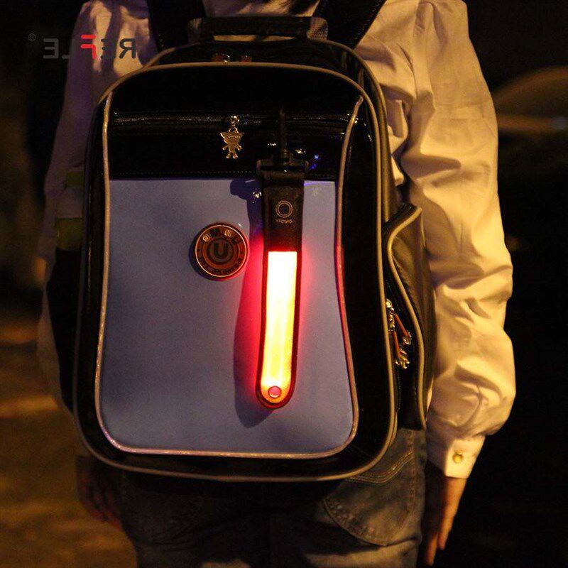 速发书包挂件小学生户外夜跑讯号灯反光灯登山安全灯学生书包闪灯图片
