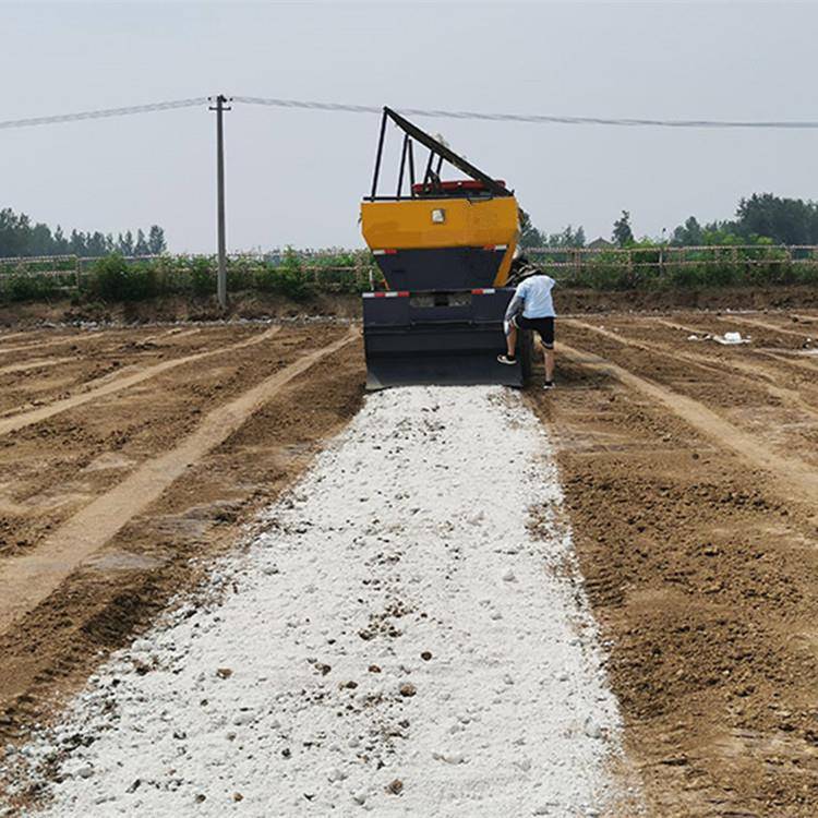 公路施工白灰撒布机密封密封不扬尘牵引式灰料洒灰车布灰车