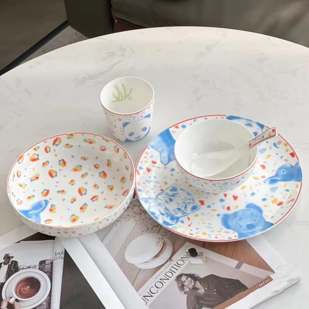 碗碟熊猫套装家用陶瓷餐具创意个性现代碗盘情侣套装碗杯组合