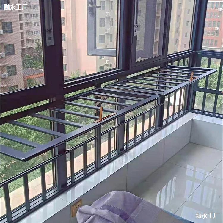 多功能防护栏折叠落地晾衣架