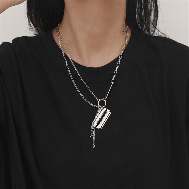 欧美夏季新品摩登潮款套装ins小众嘻哈夸张不锈钢双层链刀片项链