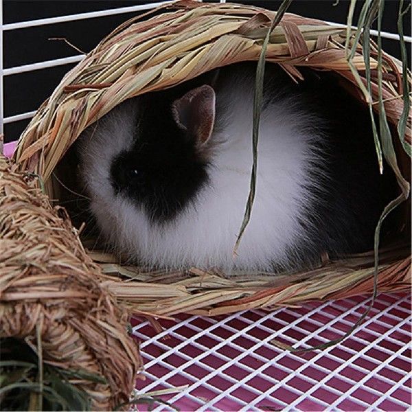Woven Straw Pet Rabbist Hamster Guinea Pig Cage Nests House