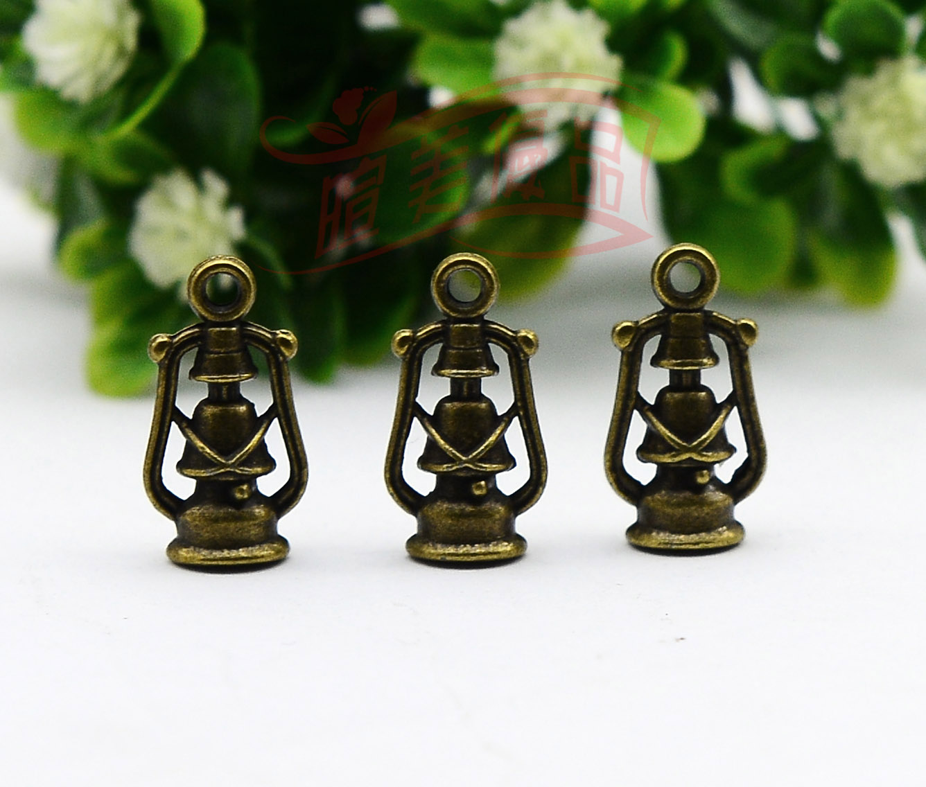 DIY饰品配件,19x10mm古青铜立体煤油灯吊坠,7元20个