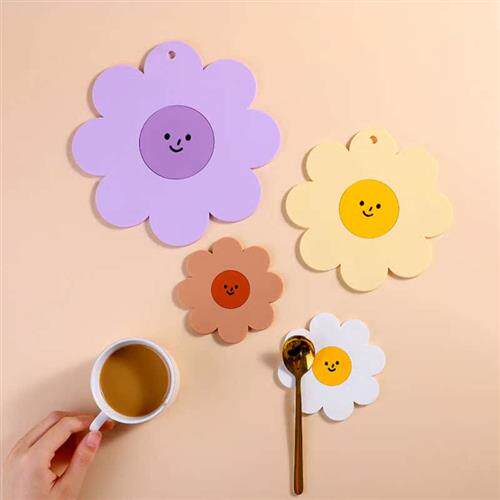 极速Flower Dish Pvc Heat Insulation Pad Household Dining Tab