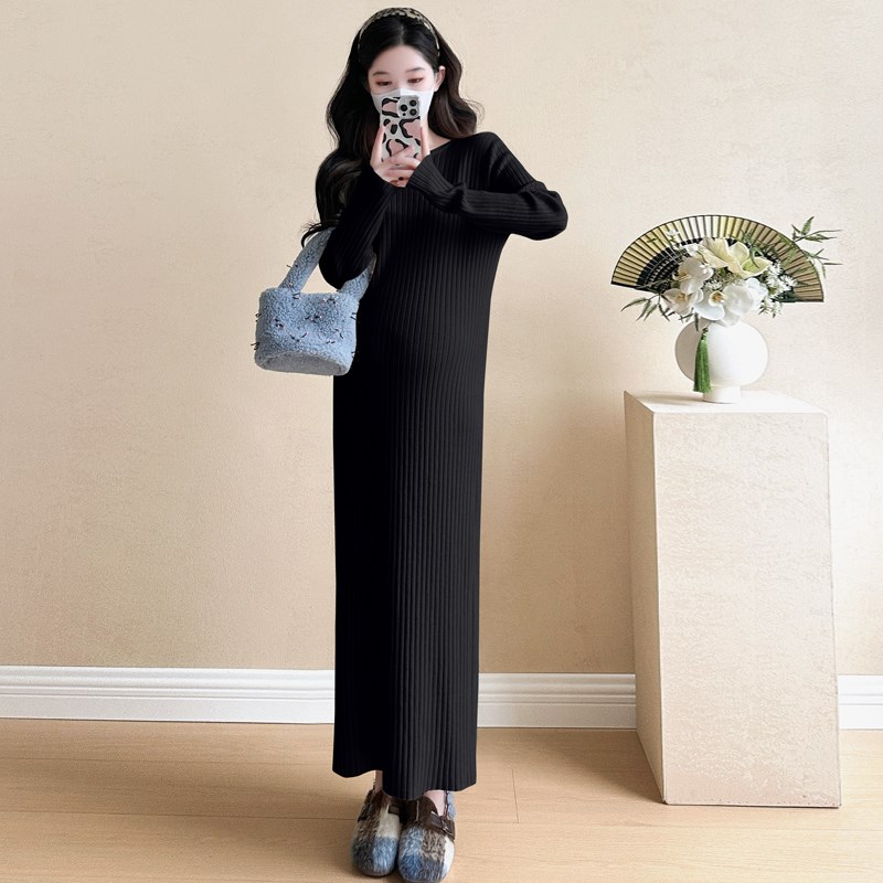 好货孕妇装秋季连衣裙2025新款黑白色宽松针织打底内搭毛衣裙子秋