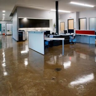 热卖 自流平地板漆水泥瓷砖地面耐磨防滑仿大理石环氧ab地板胶