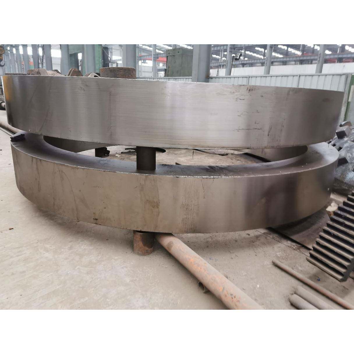 滚筒干燥机大齿轮，回转窑轮带厂家，烘干机托轮配件图片