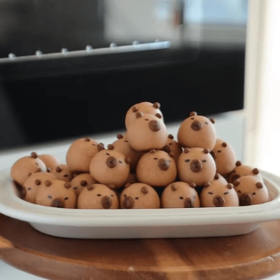 卡皮巴拉曲奇饼干水豚礼盒装伴手礼物送闺蜜朋儿童友可爱点心零食