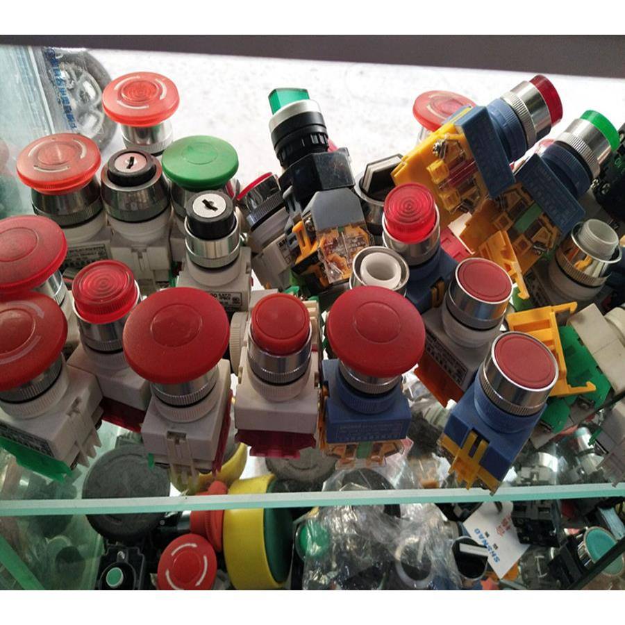 接开关4Ni30U-M30AN6X-H12141Ni1U-EM18近M--VP4X-H1141KSC02A