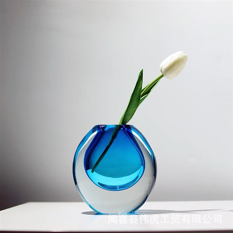 北欧ins彩色琉璃玻璃扁花瓶水晶厚实香薰瓶轻奢装饰桌摆