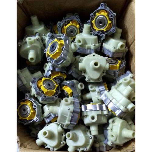FD-2800专用泵头 12V24V洗车泵喷雾泵高压隔膜泵打药泵专用配件