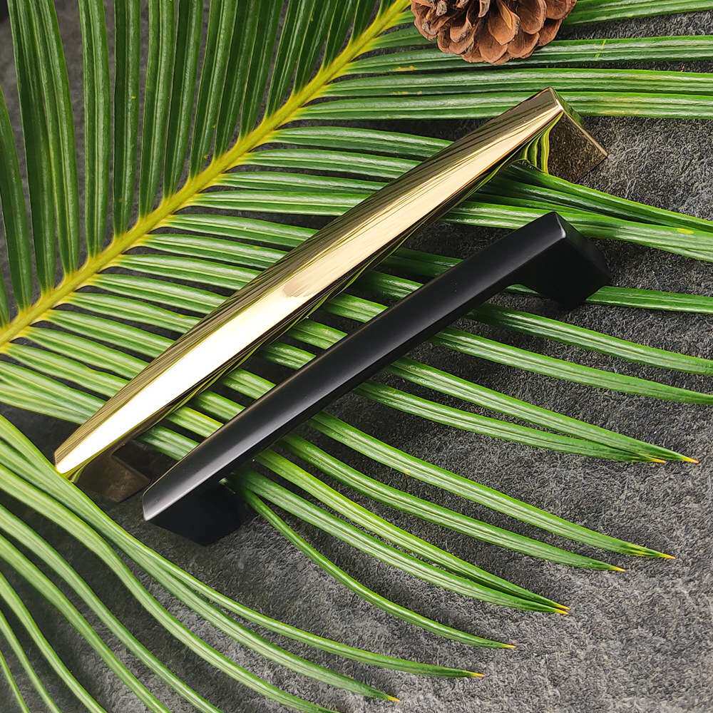 源头工厂新款轻奢柜门拉手现代简约衣柜金色拉手欧式抽屉门把手