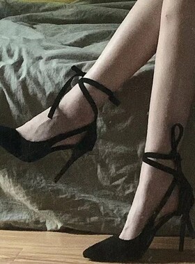 速发黑色大码高跟浅小众设计感202新款性感交叉单带尖头鞋口气质