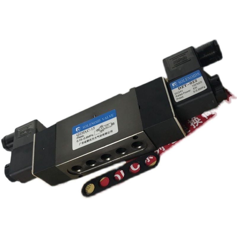 电磁阀Q25D2C-08  Q25D2C-10  Q25D2C-15  孔在底部