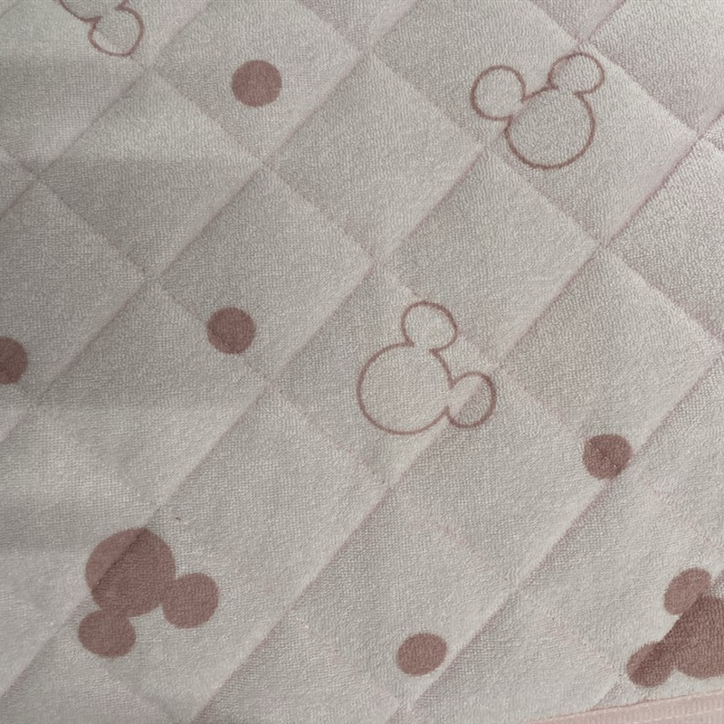 外贸日单纯棉纱布双层p夹棉绗缝床盖 床垫水洗纯棉面料 出口原单