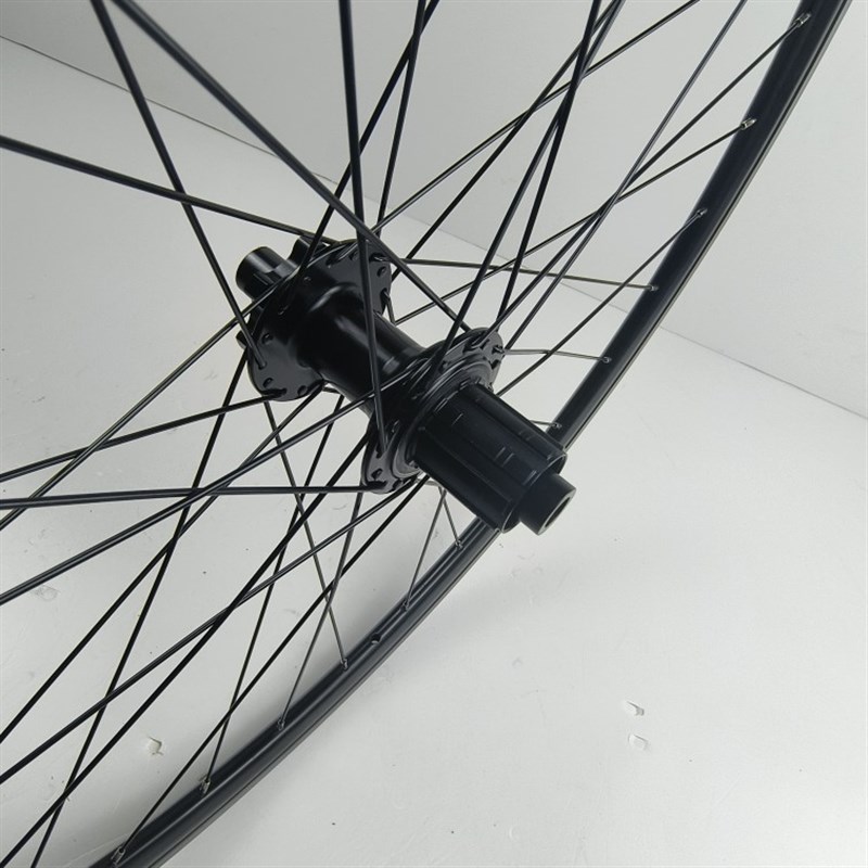 慧羽-手工轮组,h700c碟刹公路,120响桶轴15X100-12X142 六爪三齿