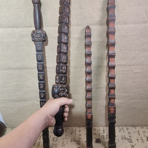 道家九节鞭桃木打神鞭姜太公法器桃木剑I锏木雕降魔刃镂雕挂件摆