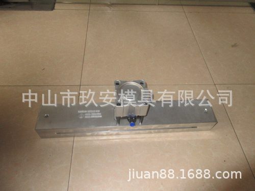 玖安模具供应 龙门架 塑料袋手提孔  桥式气动打孔机
