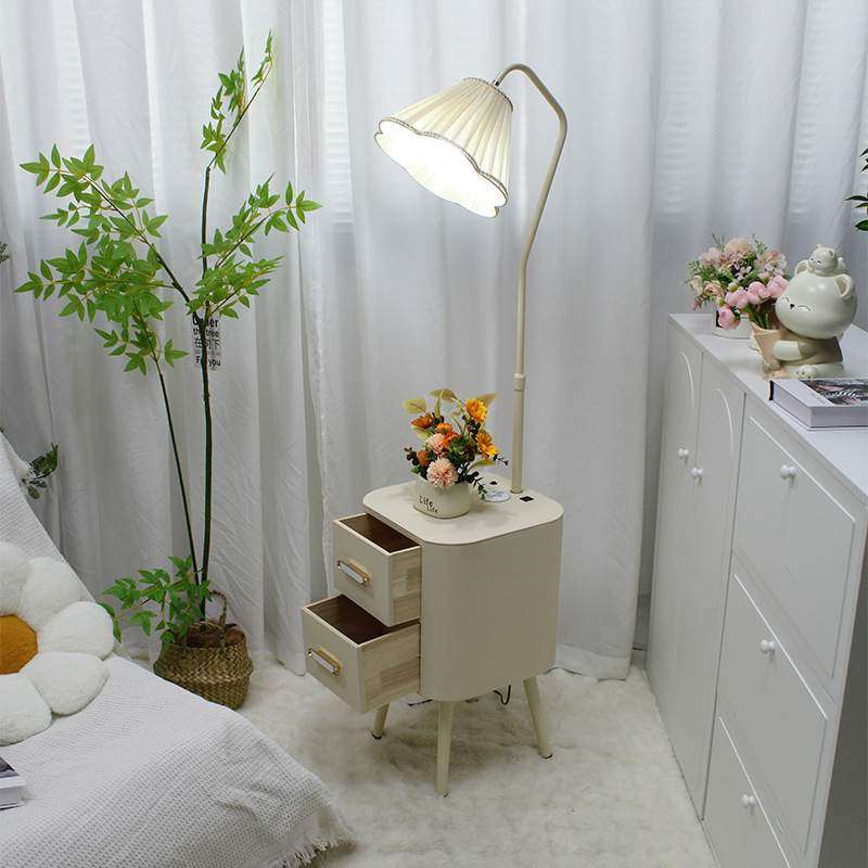 奶油风置物落地灯床头柜一体卧室氛围感花朵装饰摆件客厅沙发台灯,畜牧/养殖物资,畜牧/养殖器械,淘宝优惠券,粉丝福利购,淘宝优惠卷