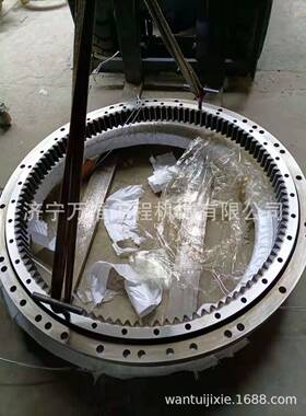 PC160-7回转齿圈  PC160-8回转支撑 21K-25-00101