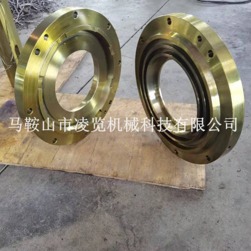 美卓颚式破碎机激振器压盖配件