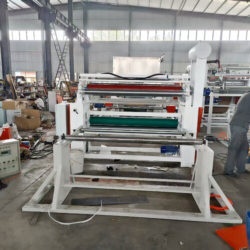 厂家供应单面布料涂胶机颗粒绒加宽1.9米涂布机无妨布浸胶机价格