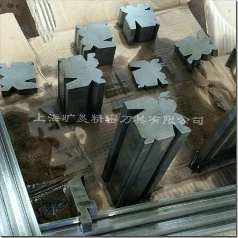 厂家供应T10A数控折边机刀片 标准折弯机模具