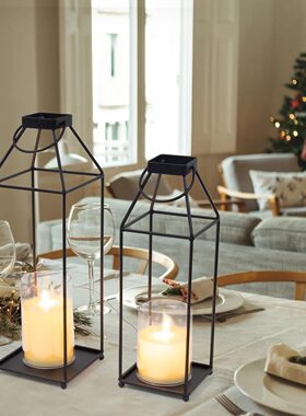 2个客厅装饰灯笼黑色金属灯笼前廊室内装饰带LED蜡烛灯笼装饰