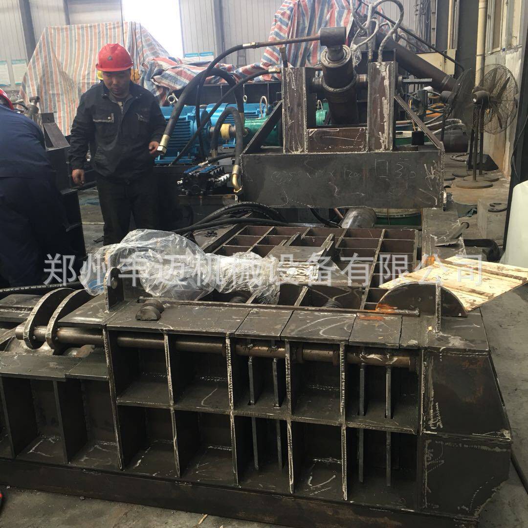 易拉罐废铁金属打包机 卧式液压废旧铁皮压块机 金属油漆桶打包机